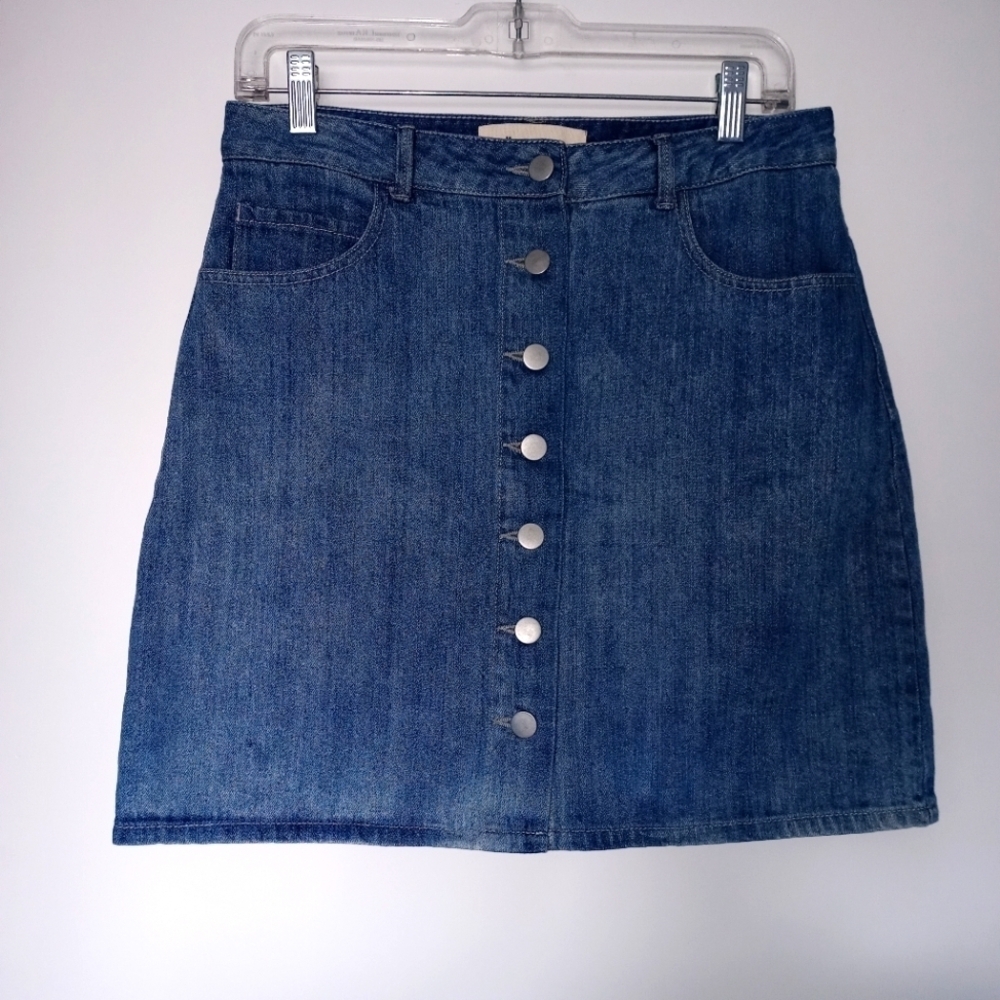 Full button mini skirt